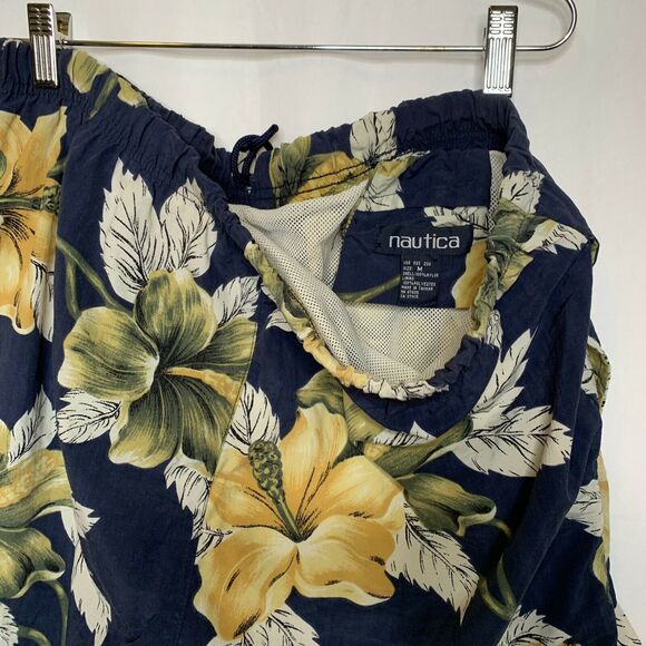 Nautica Men Swim Trunks Flower Shorts Adult Size M All Over Print Bathing Suit - Picture 3 of 7
